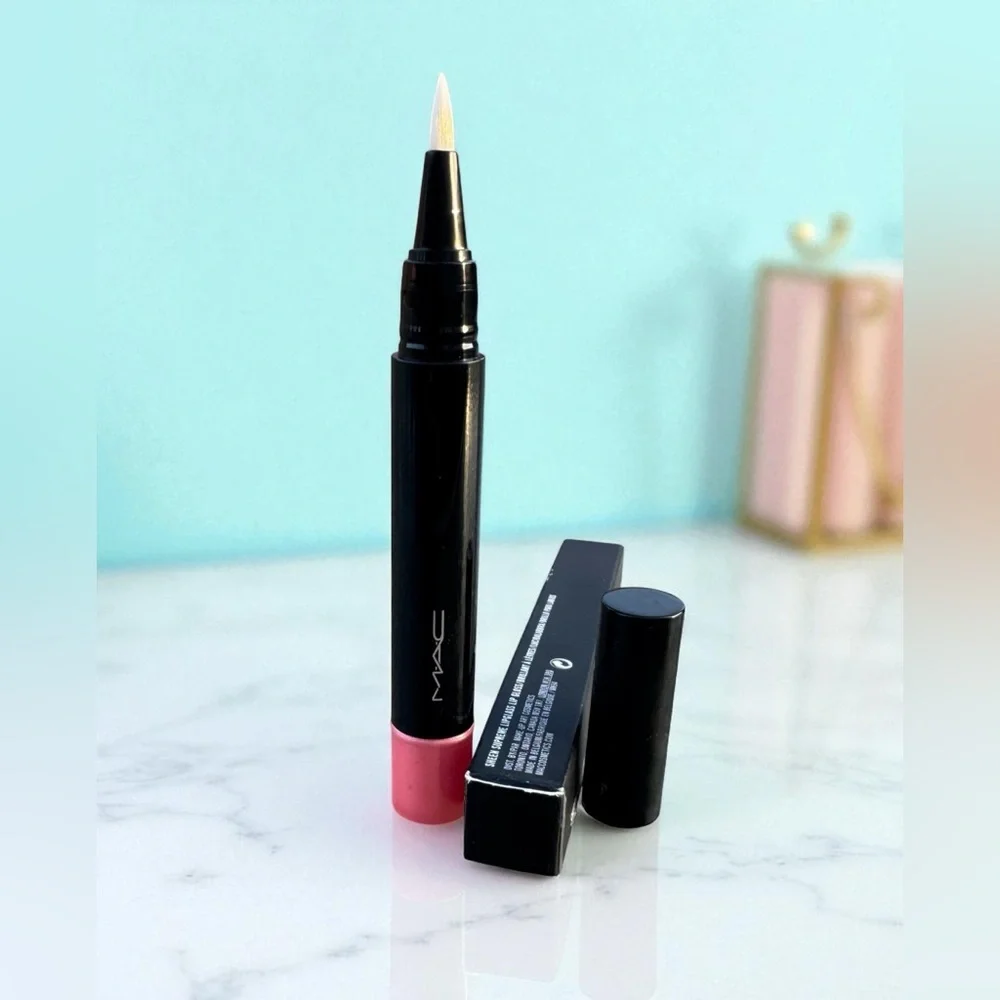 MAC CHERRY FEST Sheen Supreme Lipglass. LIMITED EDITION. NEW IN BOX.